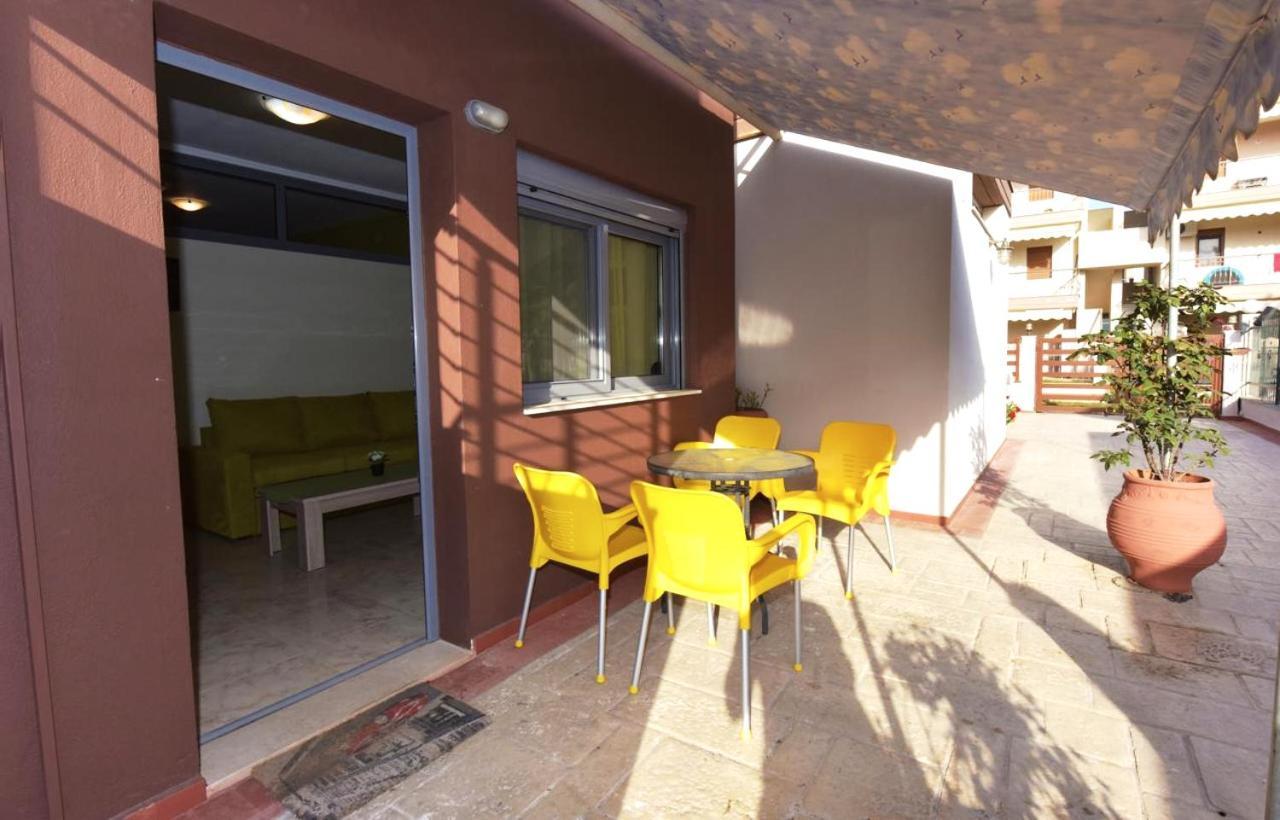 Elia Beach Modern Suites Flogita Exteriér fotografie